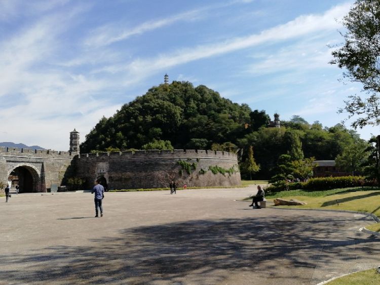 臺州府城墻(江南長城,位于浙江臨海市)內(nèi)外景色